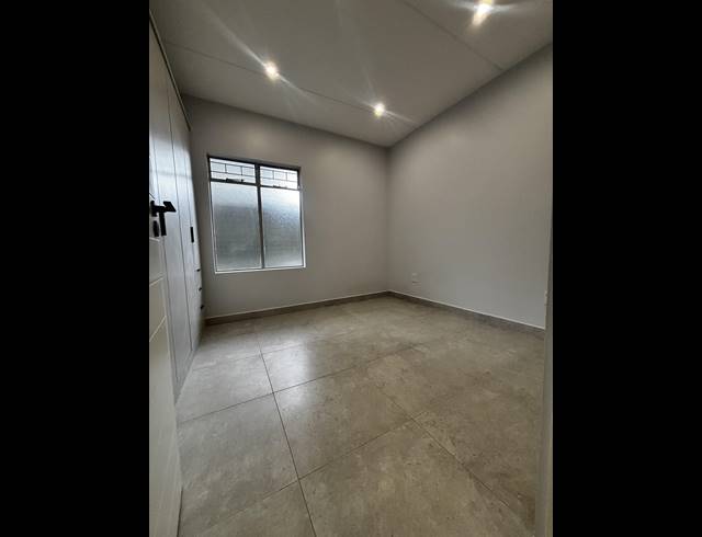 2 BEDROOM APARTMENT FOR SALE IN RIVONIA